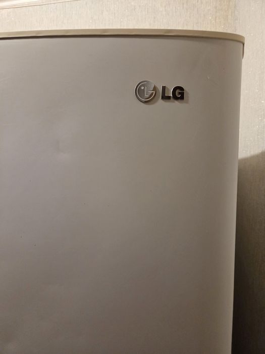 Холодильник    LG