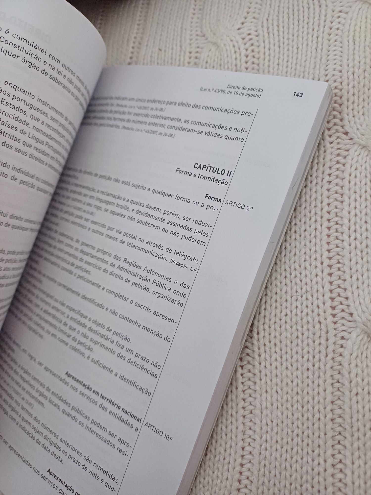 Constituição da República portuguesa, Porto Editora, ed. Académica