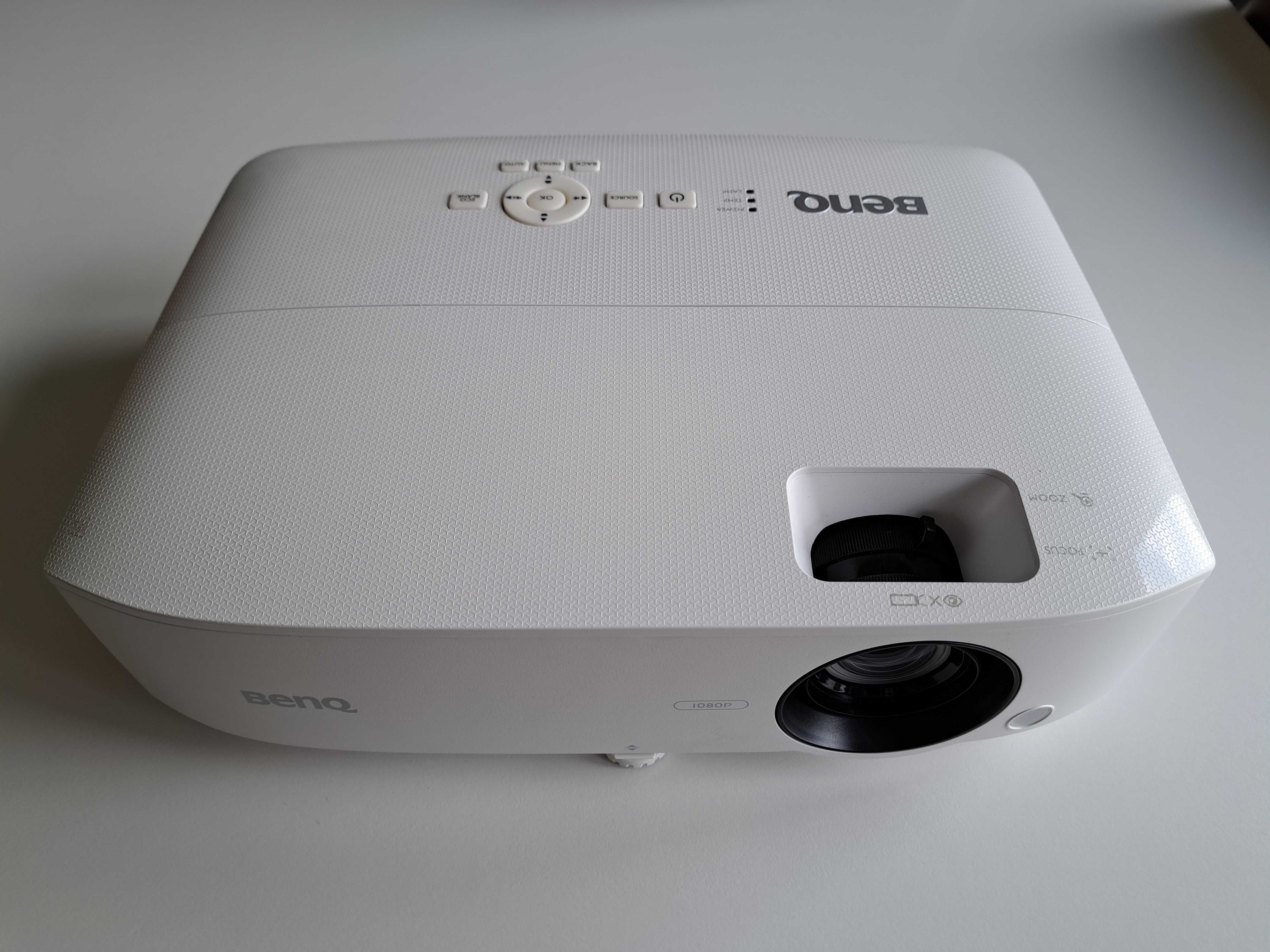 Projektor BenQ TH535 + Gratisy