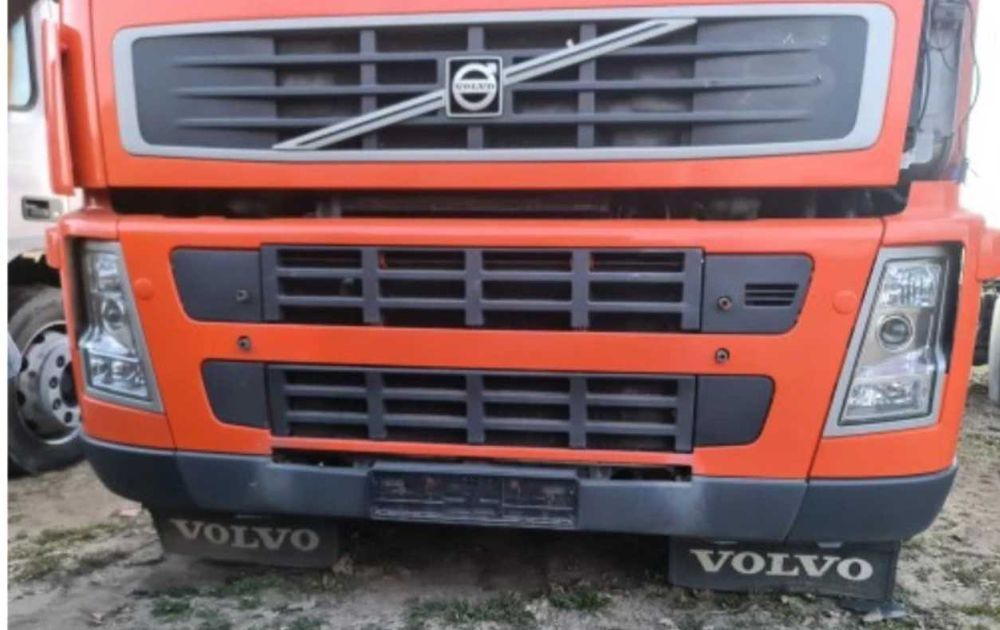 VOLVO FH  ВОЛЬВО бампер передний, боковой, разборка
