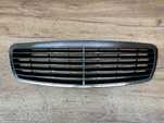 Grill/atrapa zderzaka Mercedes W211