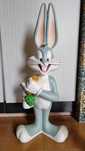 Boneco (Estátua) Bugs Bunny, Pernalonga