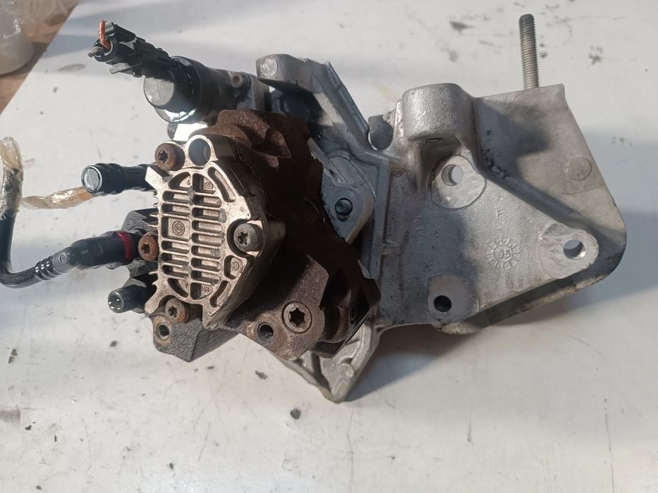 Bomba injetora/alta pressão-Renault trafic/Nissan Primastar1.9dci100cv