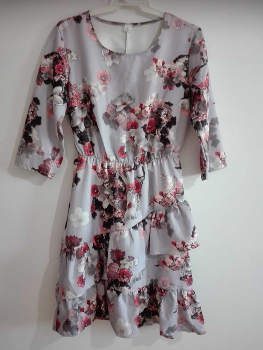 nowa, letnia sukienka szara, S/M, na lato, w kwiaty elegancka
