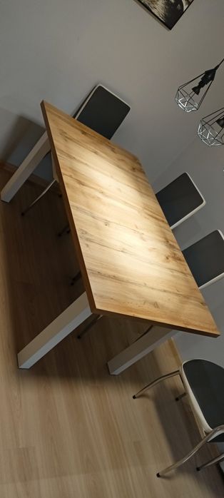 Stół Rozkładany z krzesłami 160/200x90