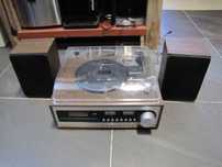 Wieża stereo gramofon CD radio 2 głośniki drewno Auna Oxford