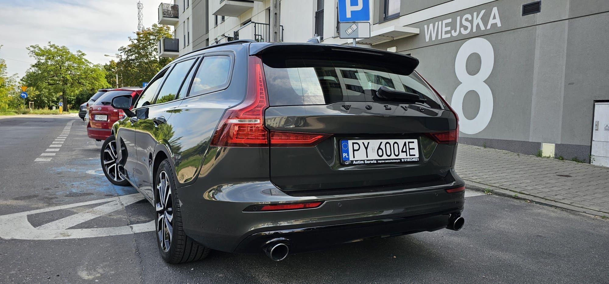Volvo V60 II 2.0 diesel 150KM D3 2019r. manual