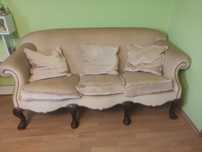 Sofa, kanapa  3 osobowa, nogi rzeźbione