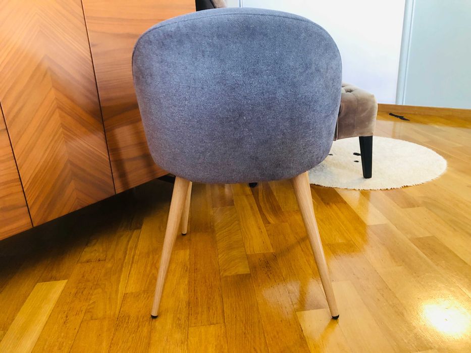 Cadeira de tecido AREA