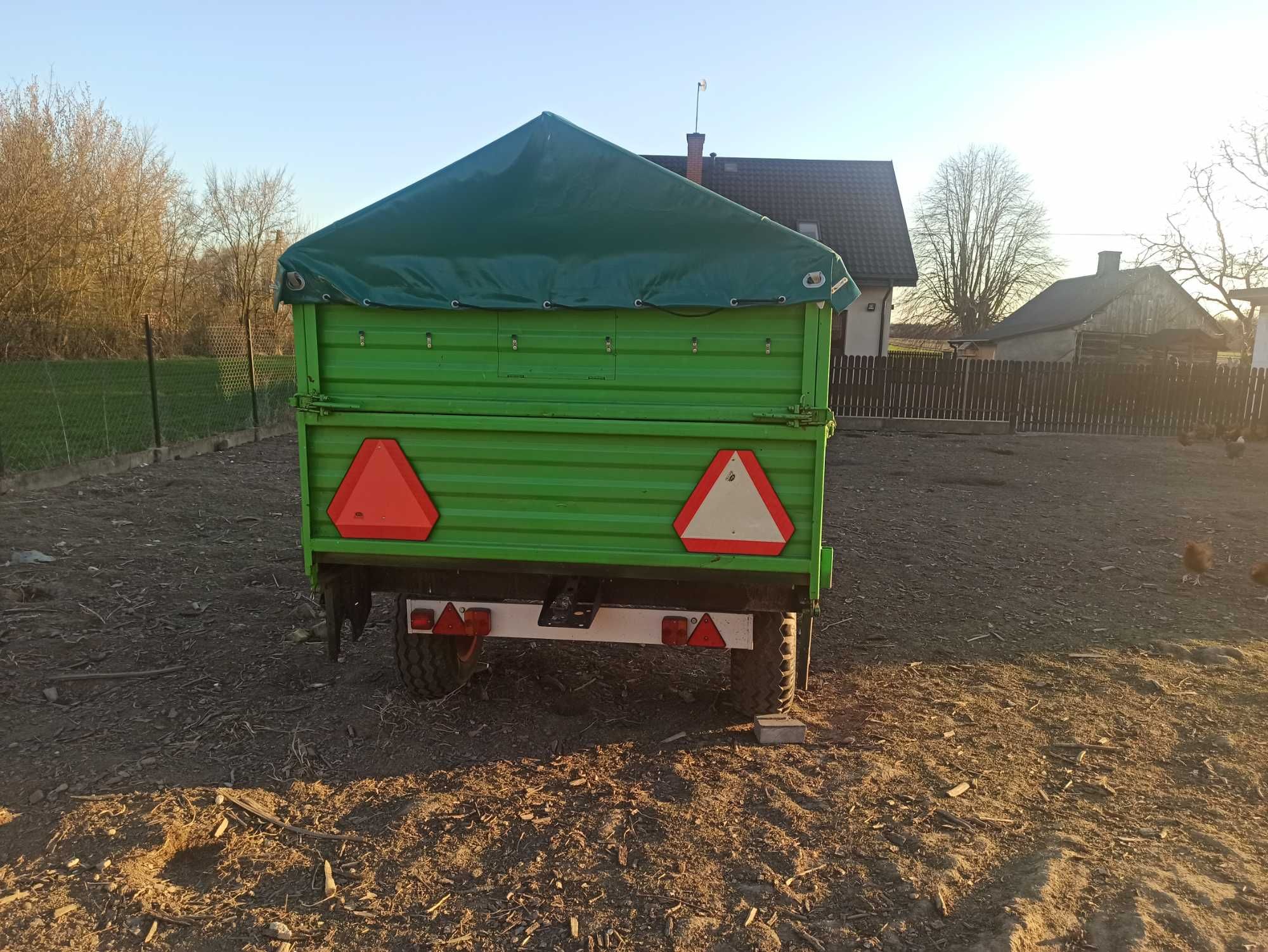 Przyczepa jednoosiowa