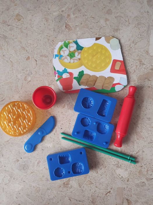 Carrinho de comidas para brincar com plasticina