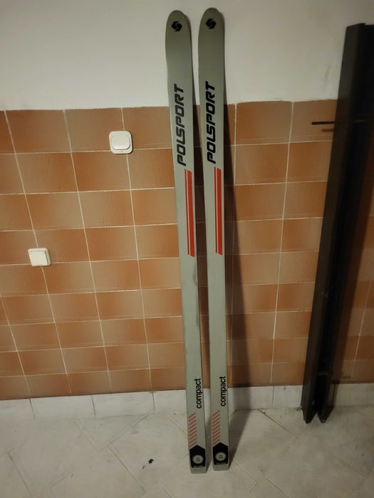 Sprzedam stare narty POLSPORT Compact alu 216
