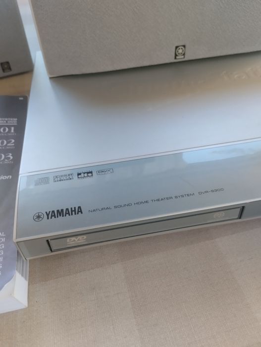 Домашний кинотеатр Yamaha S-300.