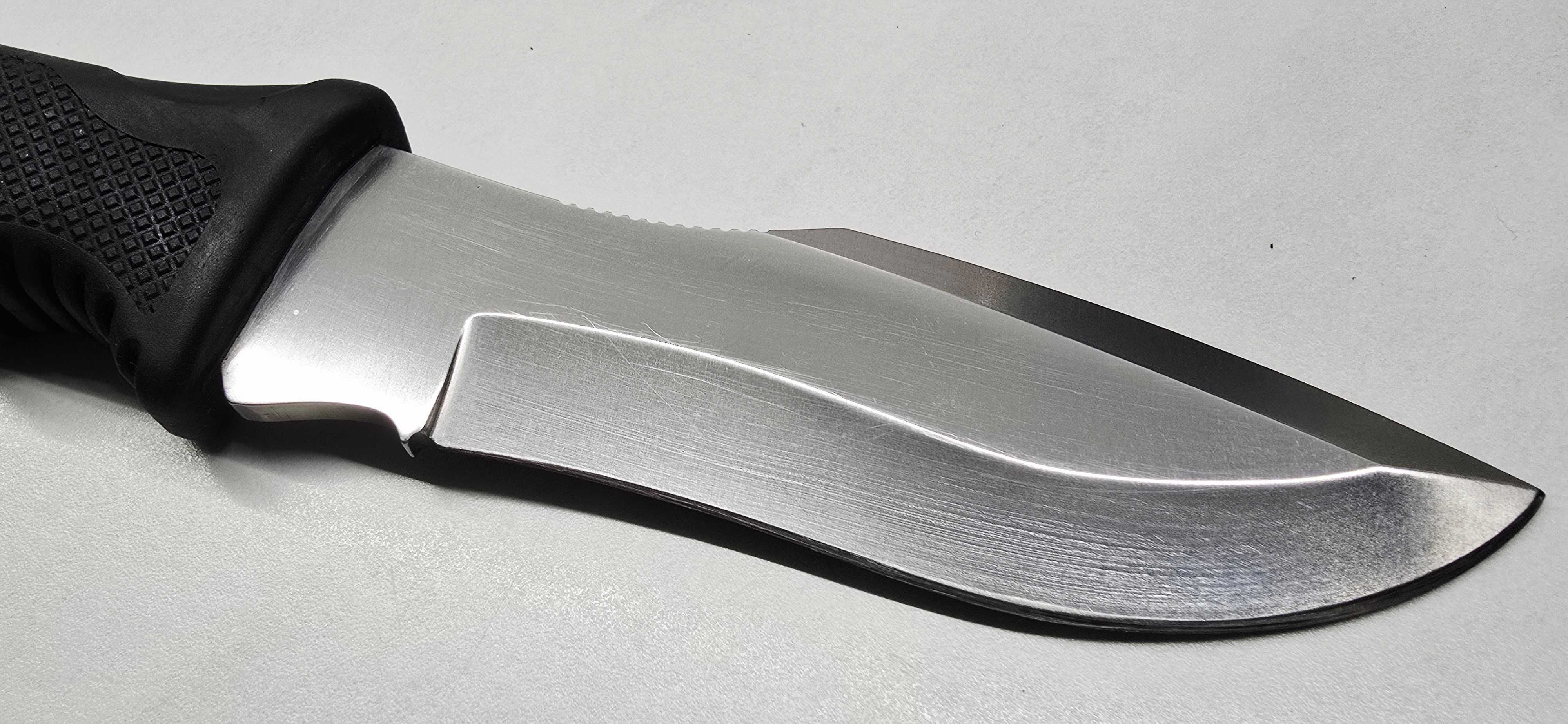 Nóż myśliwski Boker Arbolito 02BA515