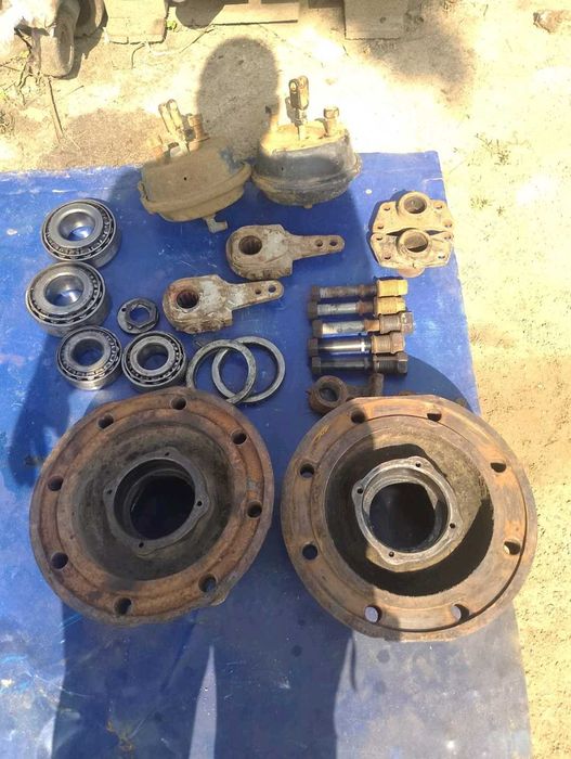 Ступица ступеца шпильки подшипник прицепа ГКБ 819 платформа ЗИЛ доки