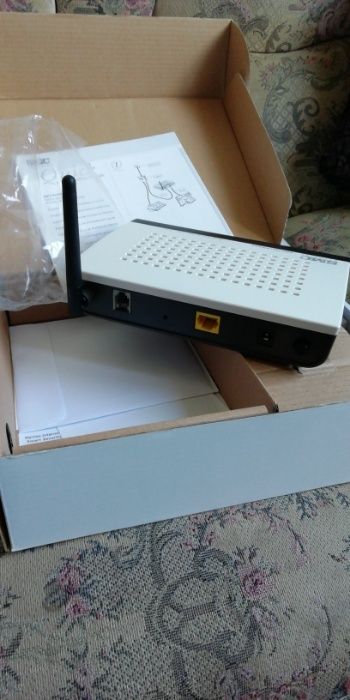Modem Router ADSL 2/2 + SMC Novo