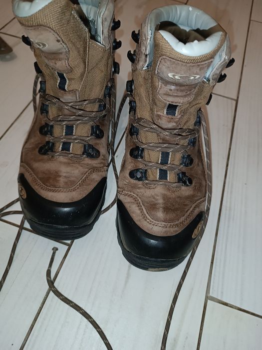 Ботинки теплые Salomon 36 размер , gore-tex