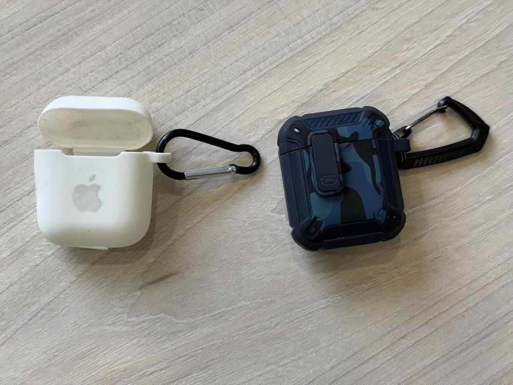 Чохли для Airpods 2 - жіночний та чоловічий