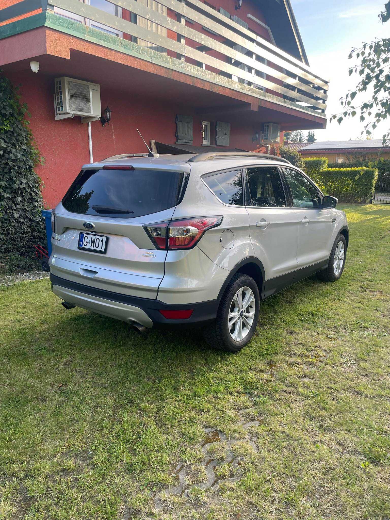 Ford Escape (Kuga), Niski Przebieg, Stan Idealny