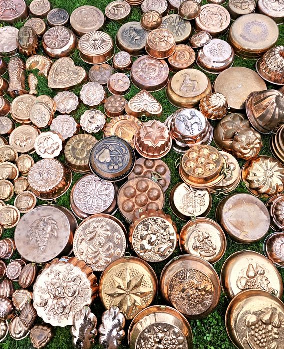 Вінтажні мідні форми.