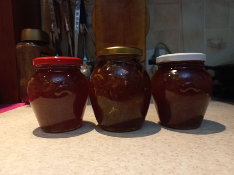 Варенье из  роз дамаских