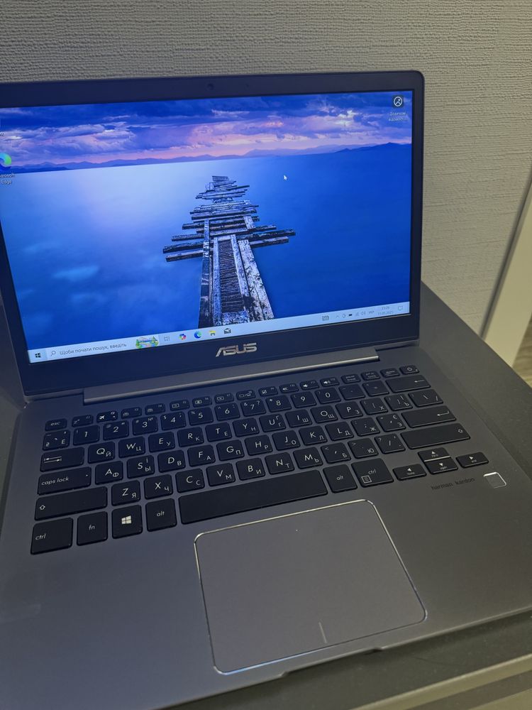 Ноутбук ASUS UX331UN / i7 / SSD 512GB / 16GB / Ідеальний стан!