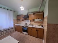 Продається 2 кім квартира по вул. Симоненка