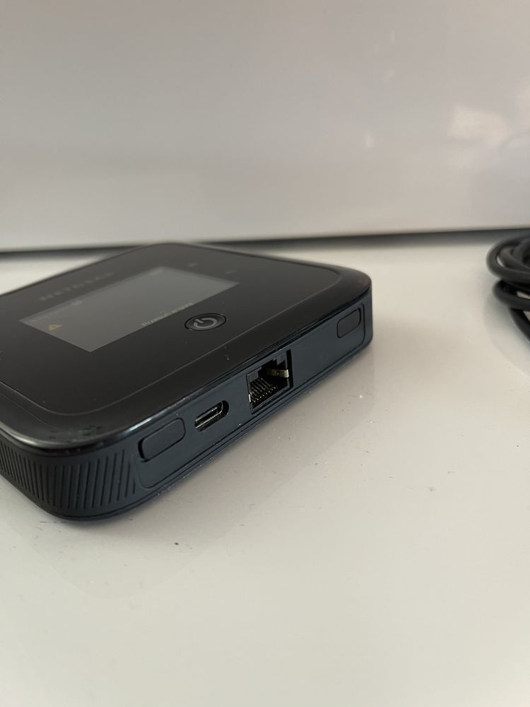 Netgear MR5200 mobilny router 5G