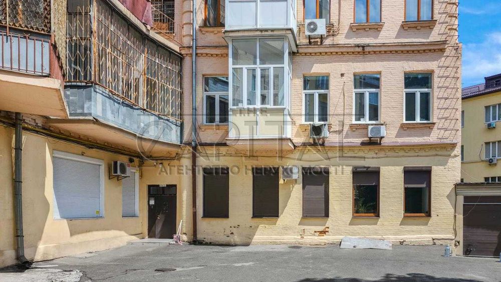 Большая Васильковская купити квартиру в центрі, 100 м2, рядом Гулливер