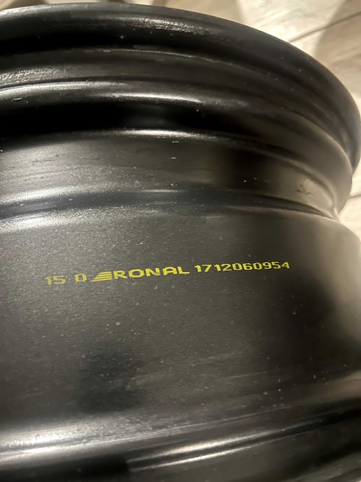 BMW Ronal 18” G30/31 - 8Jx18, ET30, 66,5