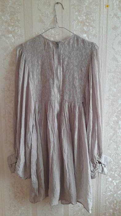 Sukienka River Island z cekinami / wiskoza