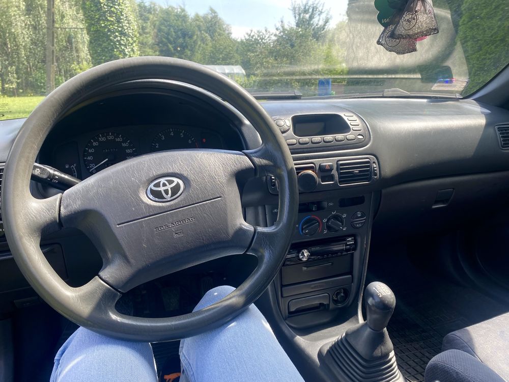 Toyota Corolla 2000