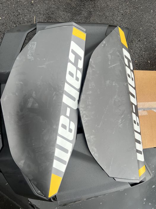 Komplet plastikow plastiki drzwi dach Can am maverick R