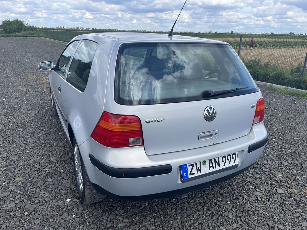 Свіжа! Тільки з німечинни!Гольф 4 автомат!