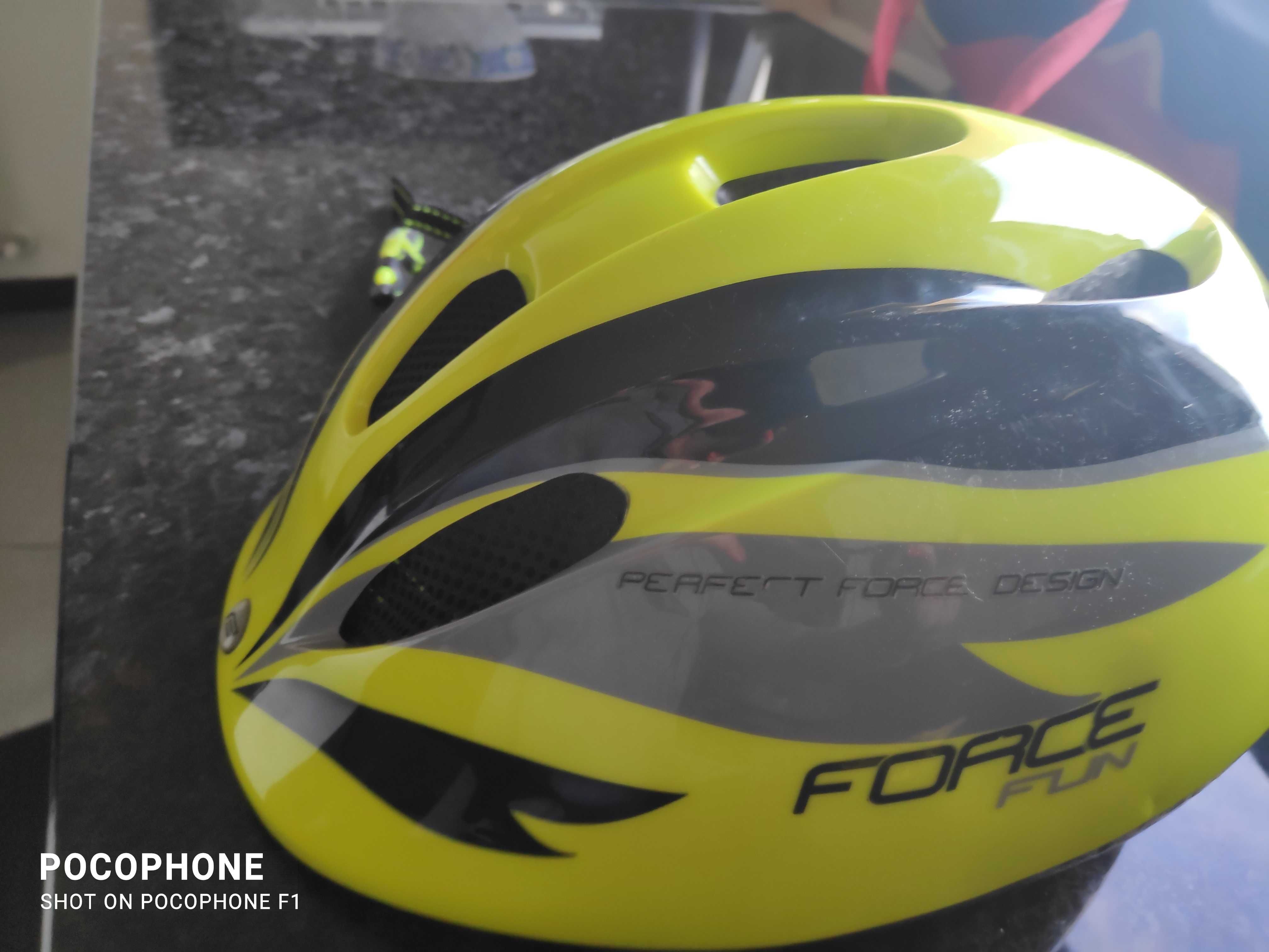 Capacete de bicicleta para menino