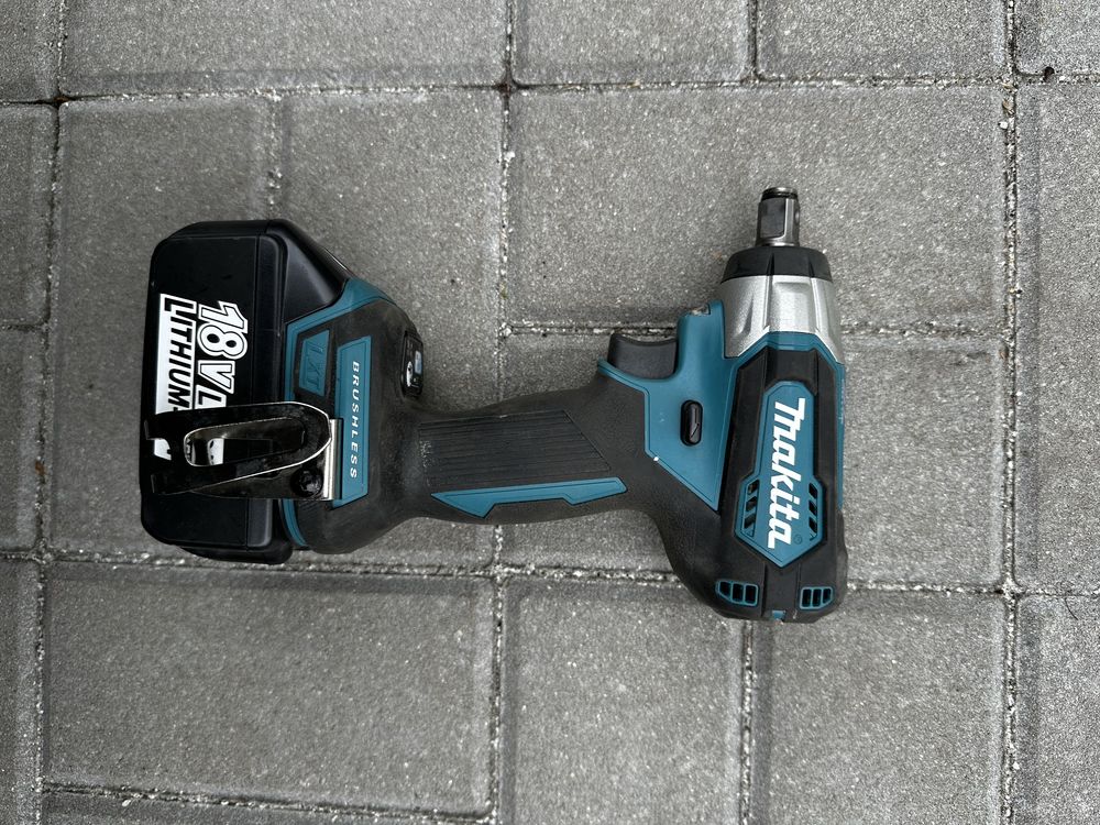 Makita DTW 181 maly klucz udarowy