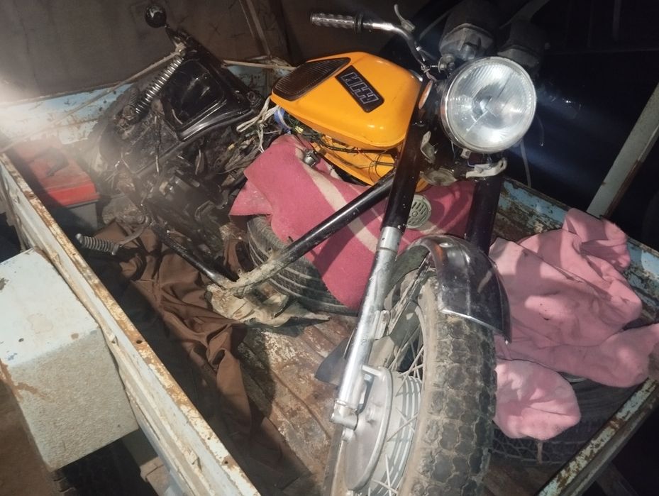 Иж Юпитер 5   без двигателя