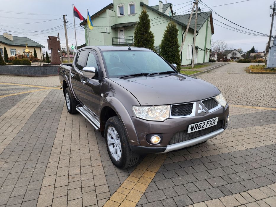 Mitsubishi L200 2012 рік "Barbarian"
