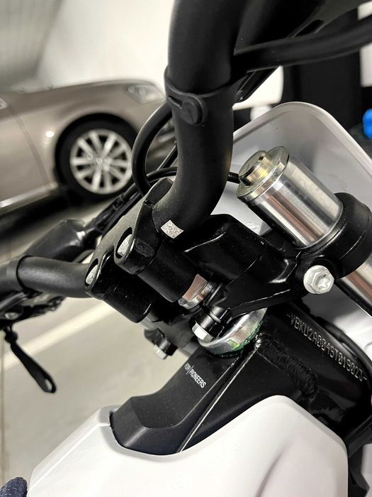 Husqvarna EE 2 – elektryczny motocykl dla dzieci (3–8 lat)