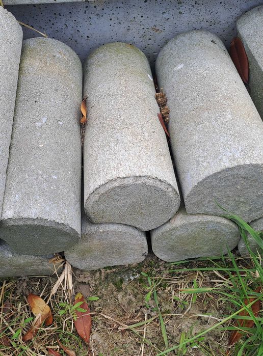 Palisada betonowa okrągła szara 18 sztuk