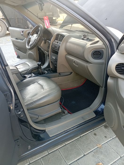 Хюндай Санта Фе 2004 2.0 дизель повний привід робився кап.рем.двигуна