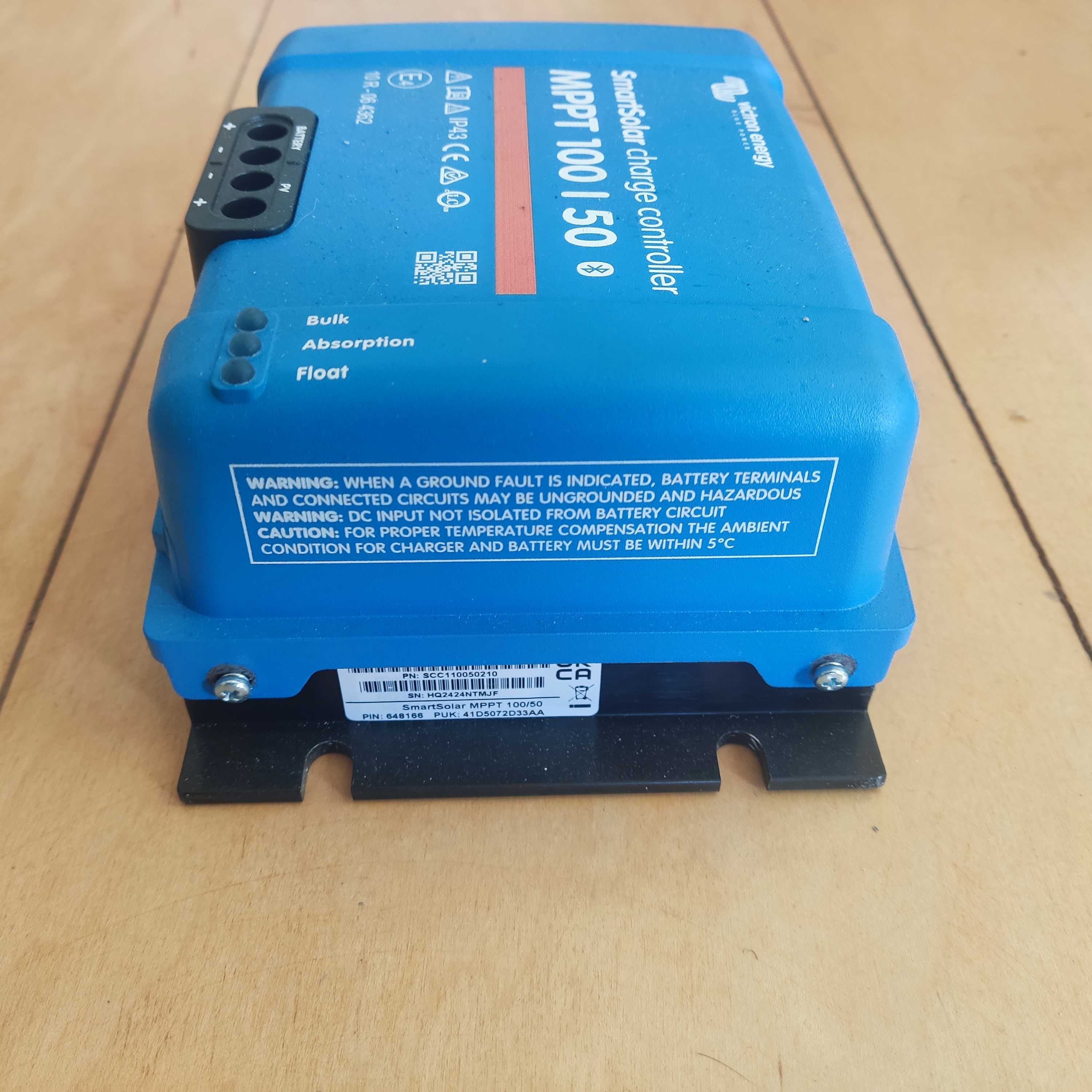 Контроллер Victron BlueSolar 100/50