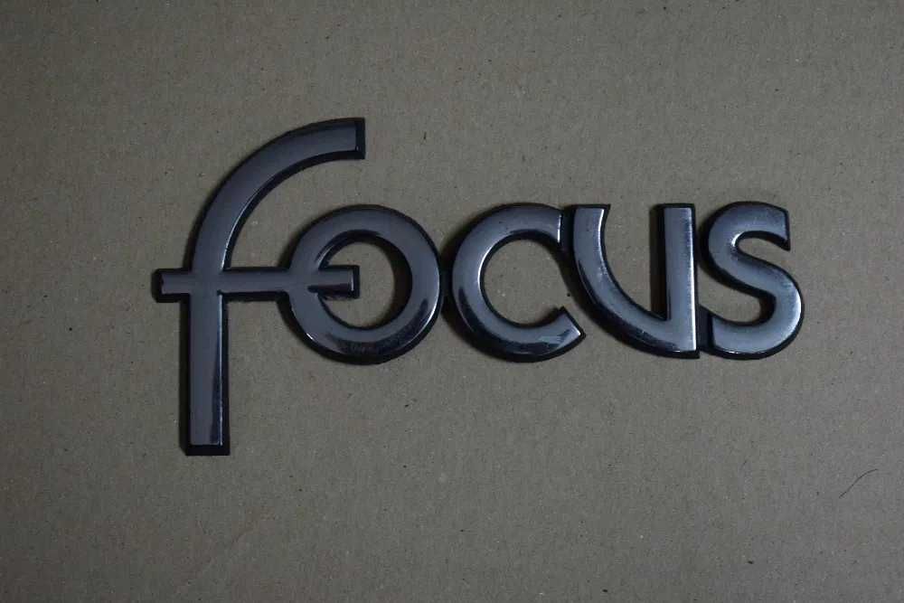 Legenda Ford e Focus