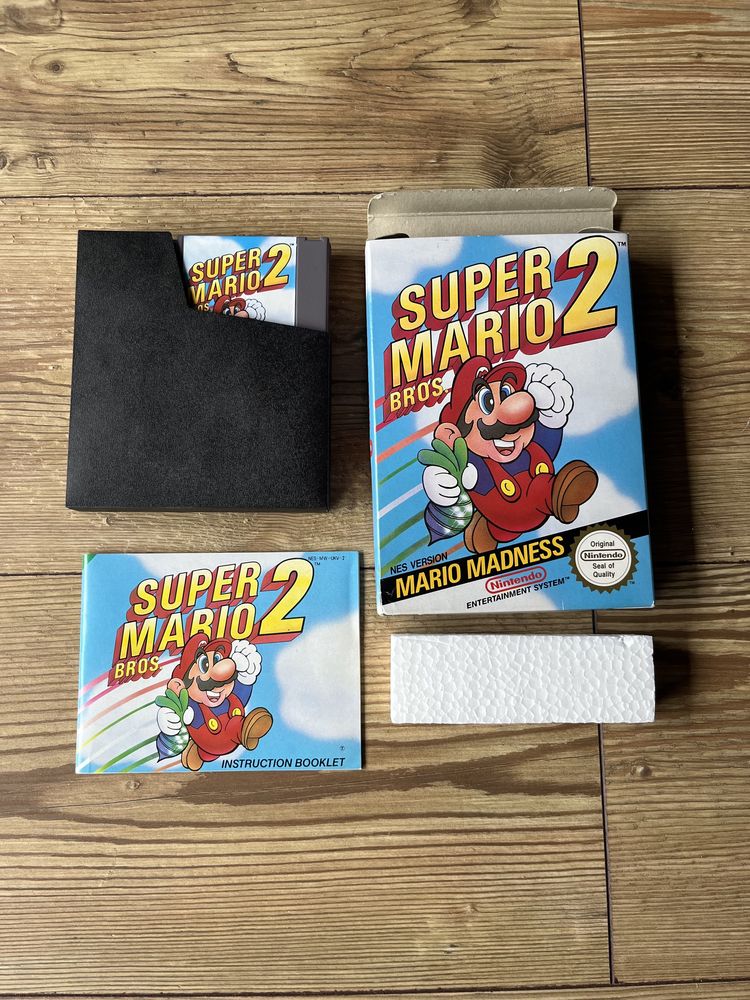 Consola Nintendo NES PAL-A + Super Mario 2
