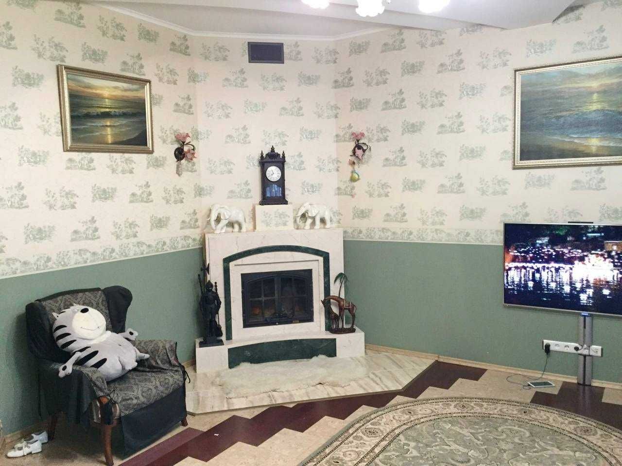 Продам дом два этажа 293 кв.м 5,5 соток Капитана Кузнецова