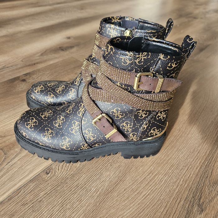 Trapery Guess brazowe