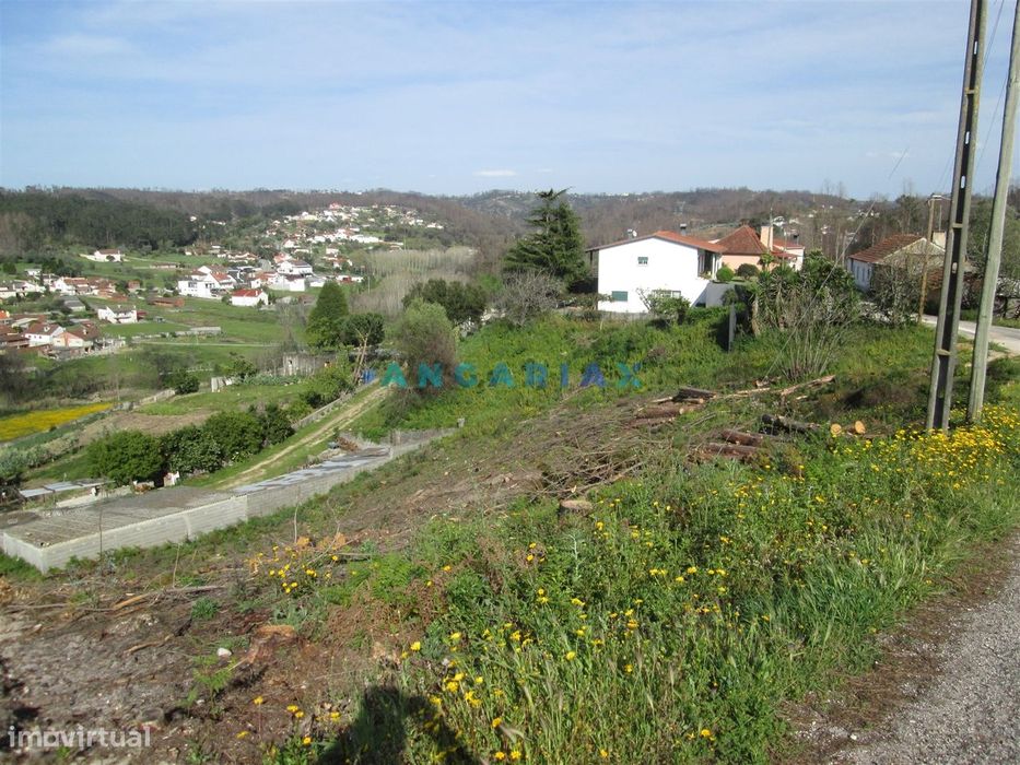 ANG786 - Terreno com 1110m2 para Venda em Colmeias, Leiria