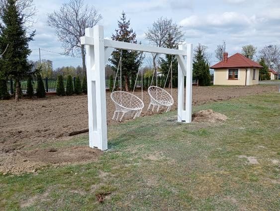 Nowoczesna huśtawka