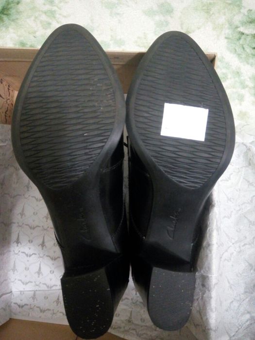 Ботинки женские Clarks