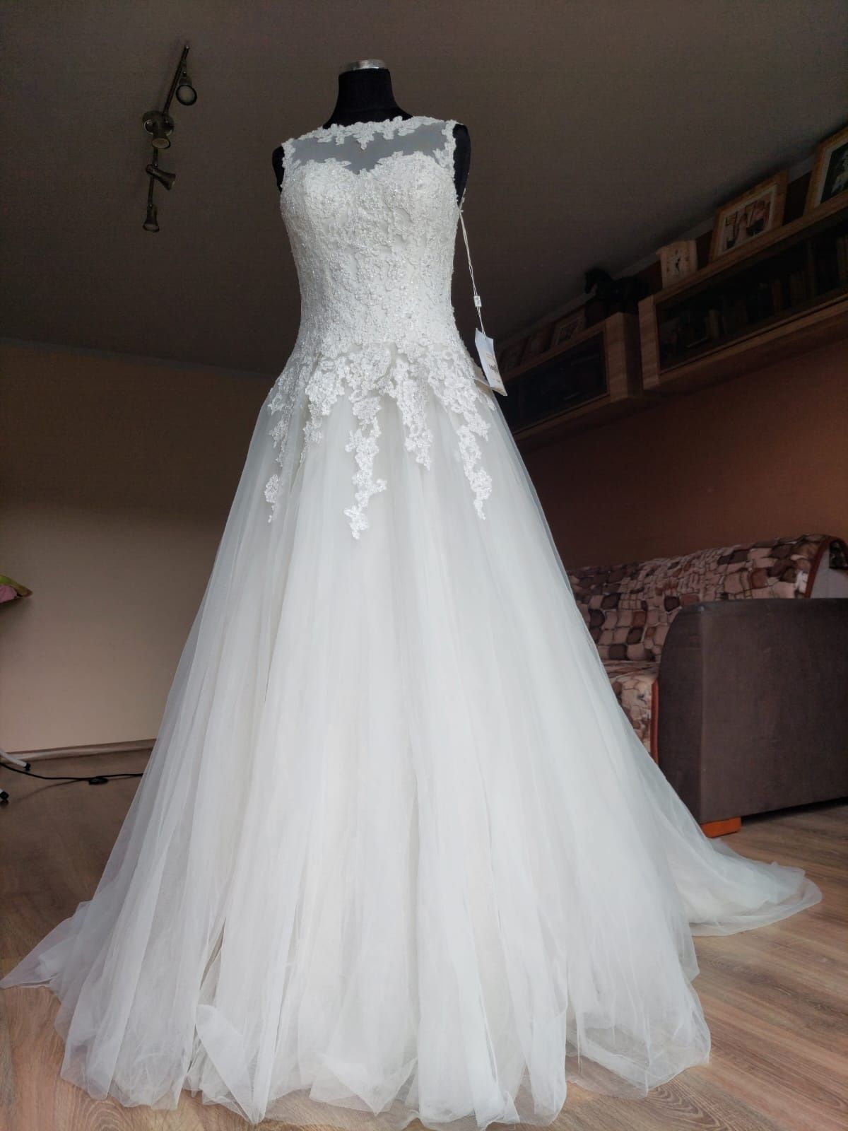 Suknia Ślubna Sposabella Vanilla Sposa, kolekcja Gold, model 1407